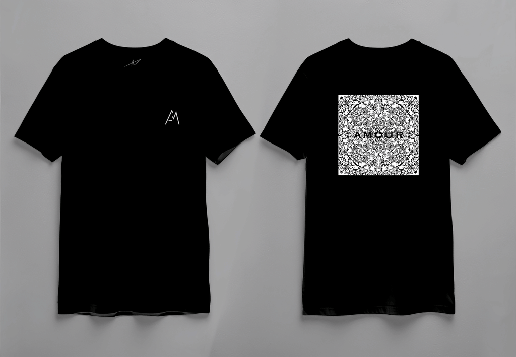 Love T-shirt